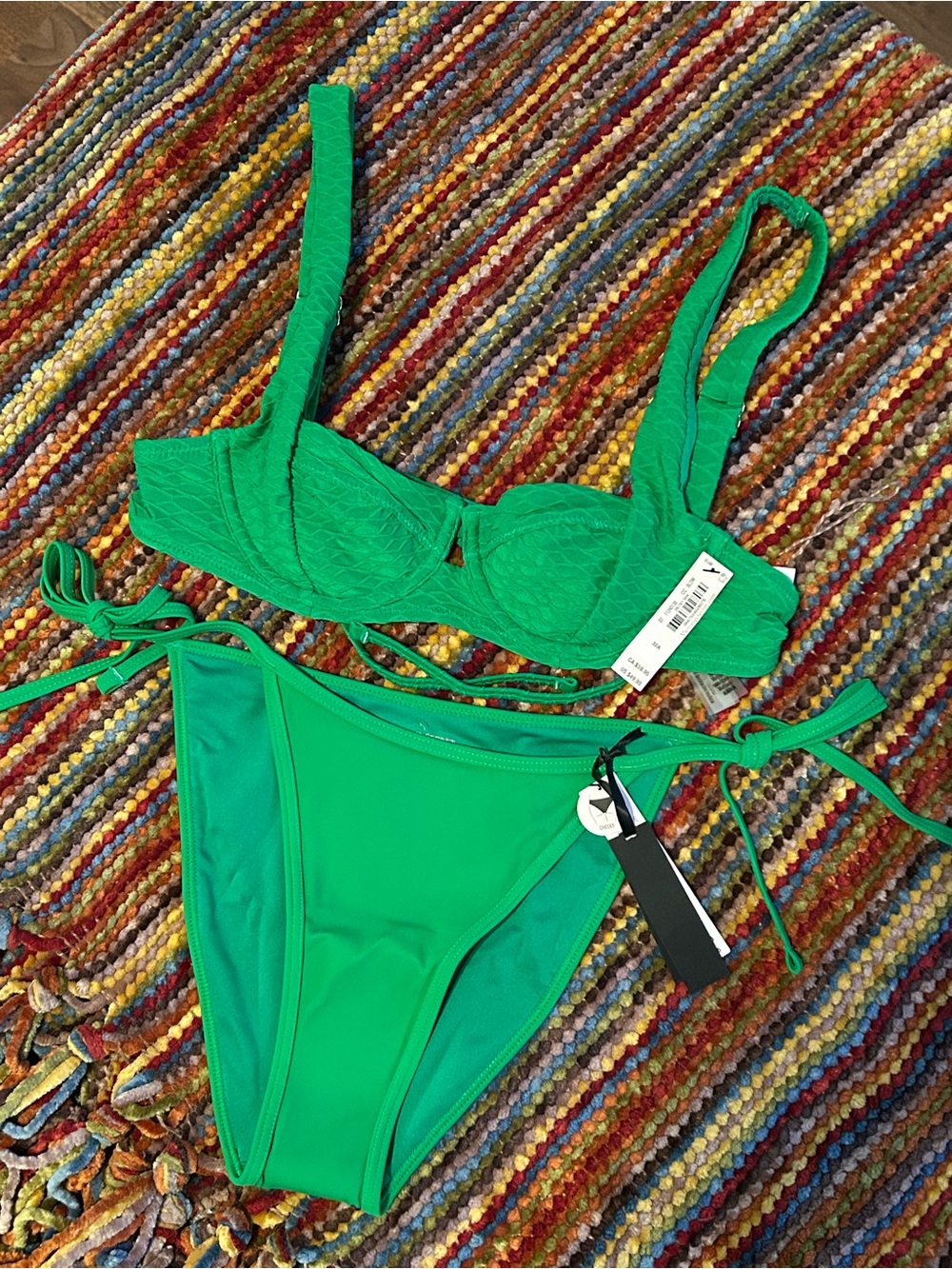 Victoria's Secret Emerald Green Two-Piece Bikini Set 32A top & small bottom NWT